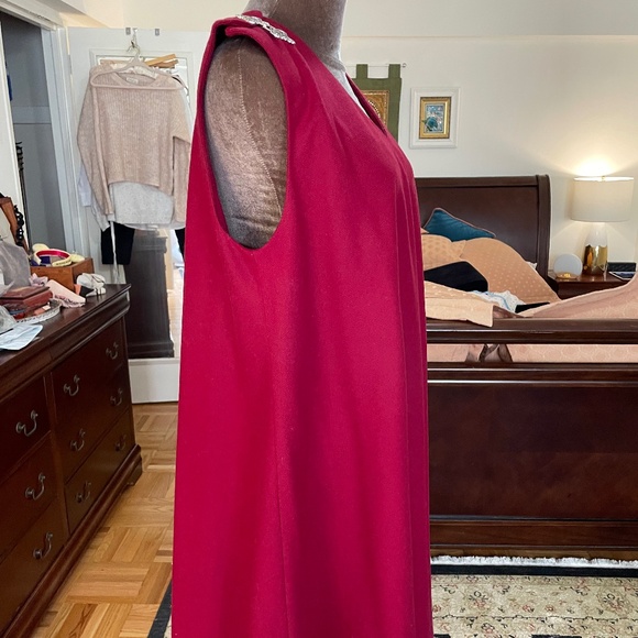 Vintage Garnet Trapeze Shift Dress - Picture 7 of 12